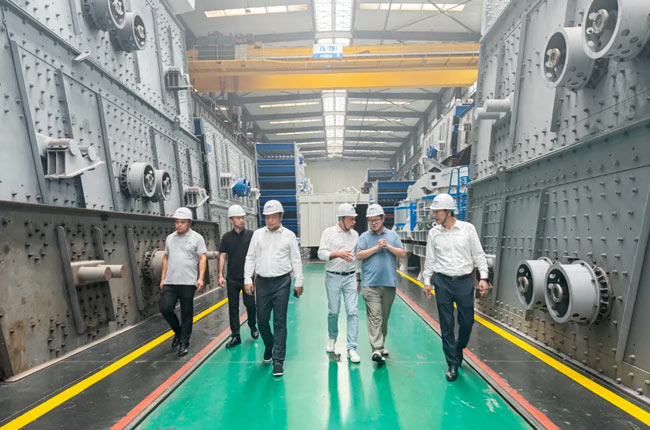 Валерий Давыдов, русский архитектор и урбанист, приехал на ознакомительную поездку и обмен опытом (7)