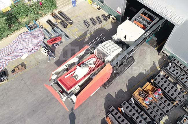 Мобильная молотковая дробилка на гусеничном ходу компании Zhongyu Dingli — внушительный дебют!111 (2)