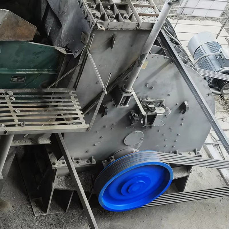 Тяжёлая молотковая роторная дробилка (7)